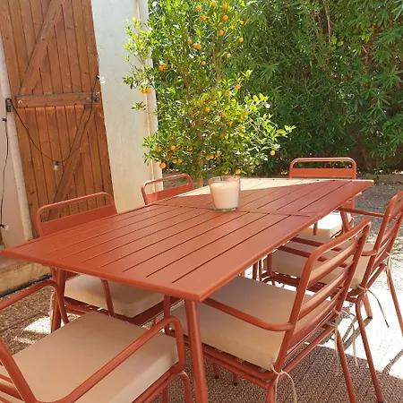 Vakantiehuis Detached House With Garden Sainte-Maxime
