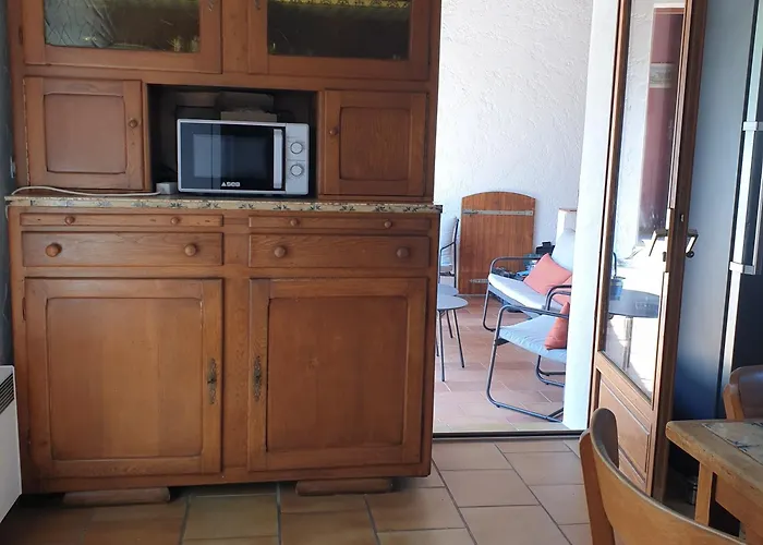 Detached House With Garden Vakantiehuis *