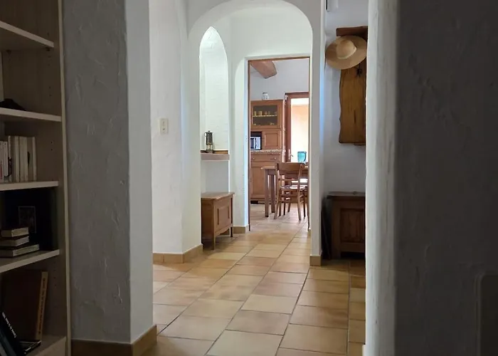 Vakantiehuis Detached House With Garden Sainte-Maxime